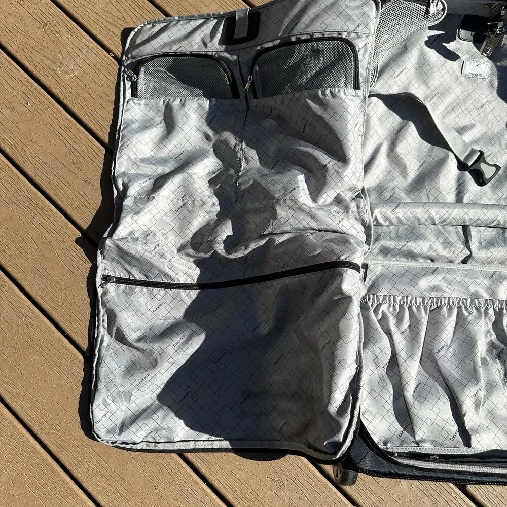 Travelpro Crew 8 Travel Garment Bag Cabin Carry On Luggage